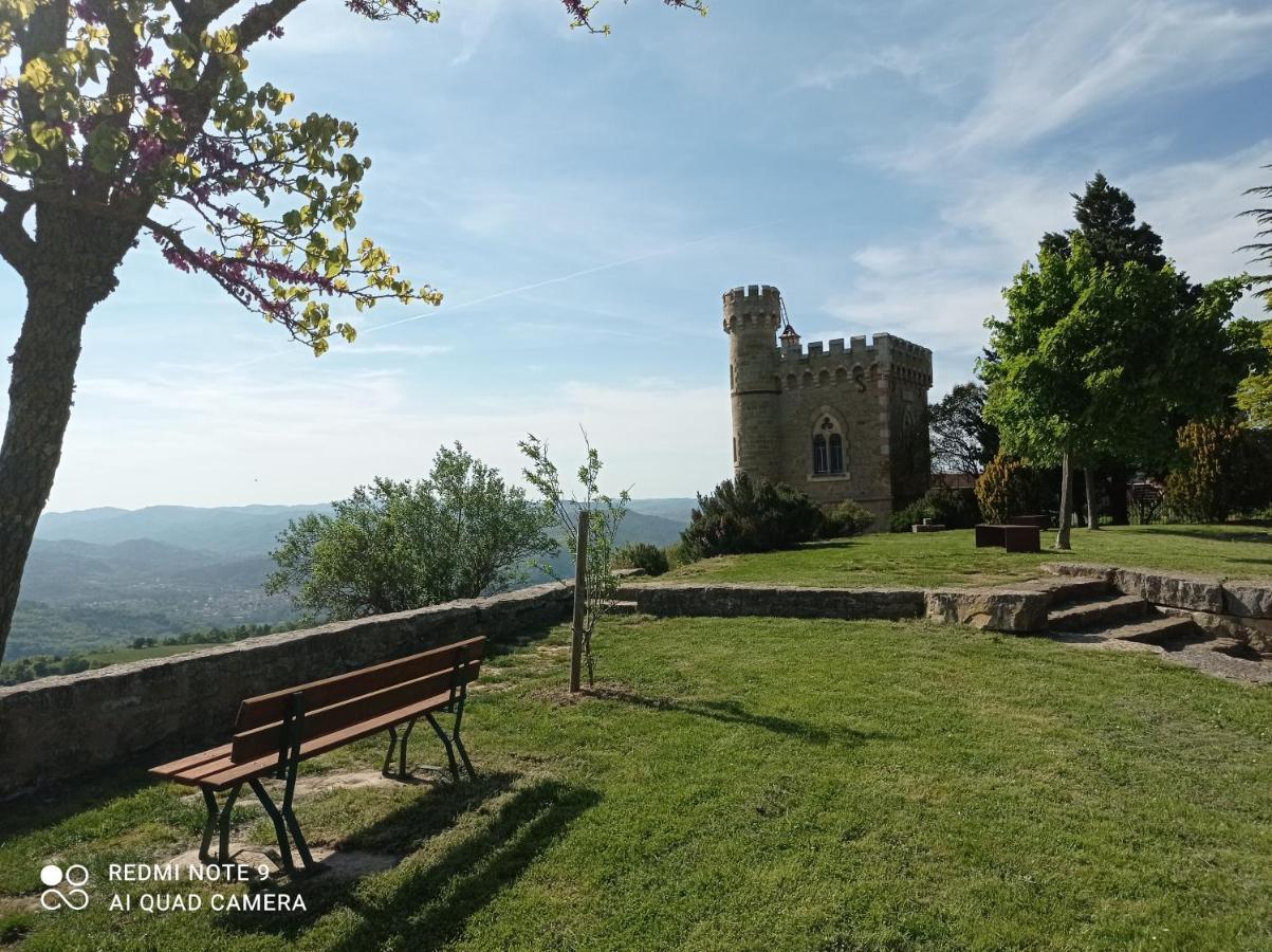 Au Village Рен-ле-Шато Экстерьер фото