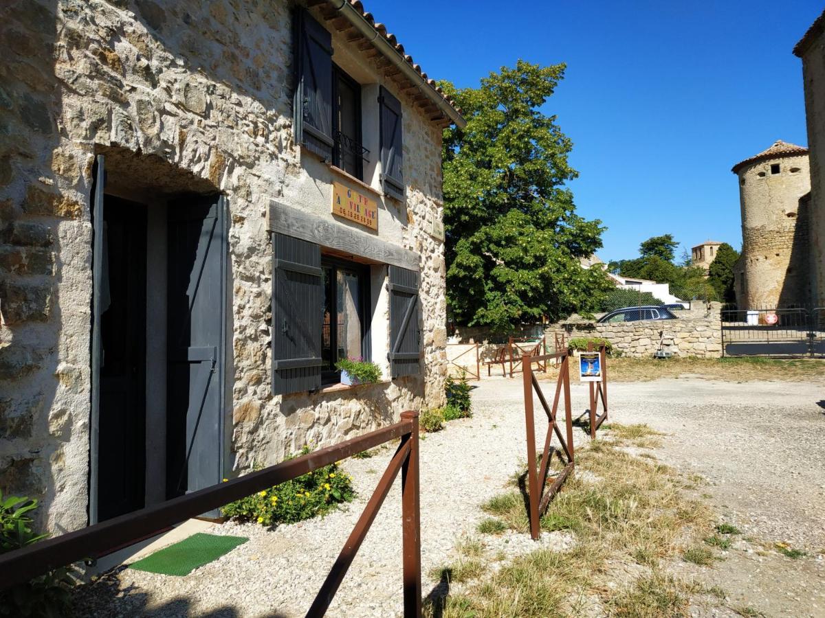 Au Village Рен-ле-Шато Экстерьер фото